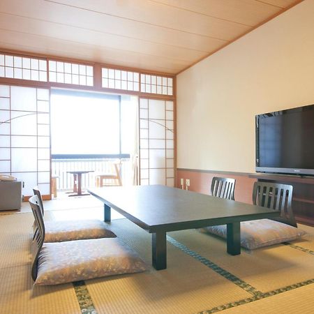 Kikunoya Hotel Hatsukaichi Exterior photo