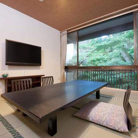 Kikunoya Hotel Hatsukaichi Exterior photo