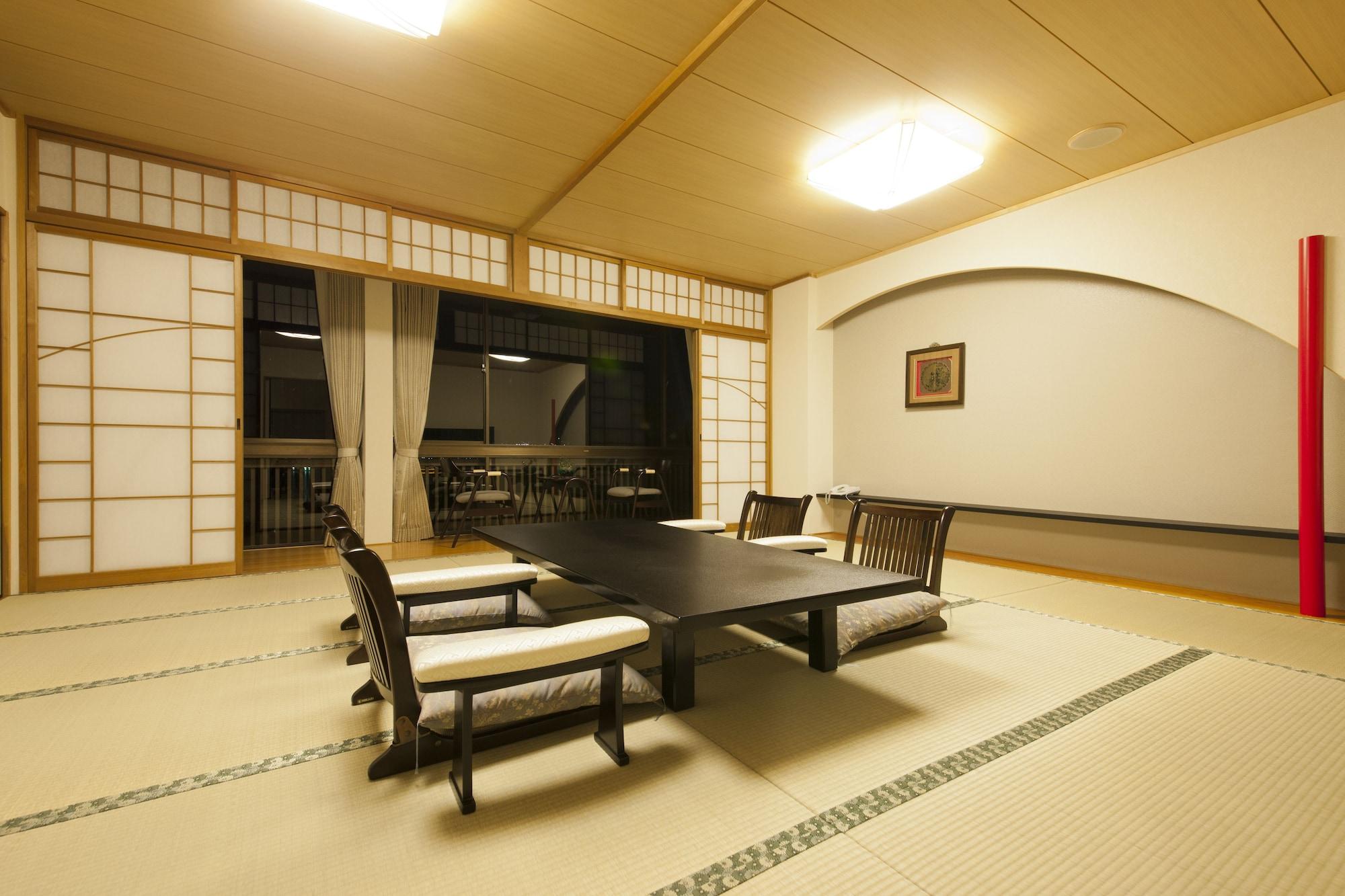 Kikunoya Hotel Hatsukaichi Exterior photo