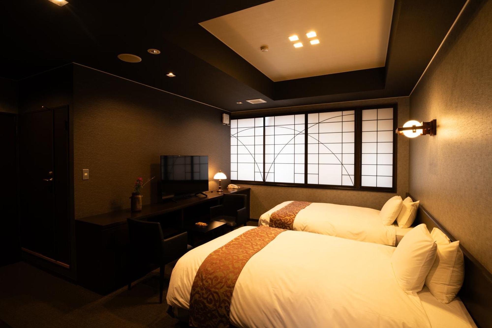Kikunoya Hotel Hatsukaichi Exterior photo
