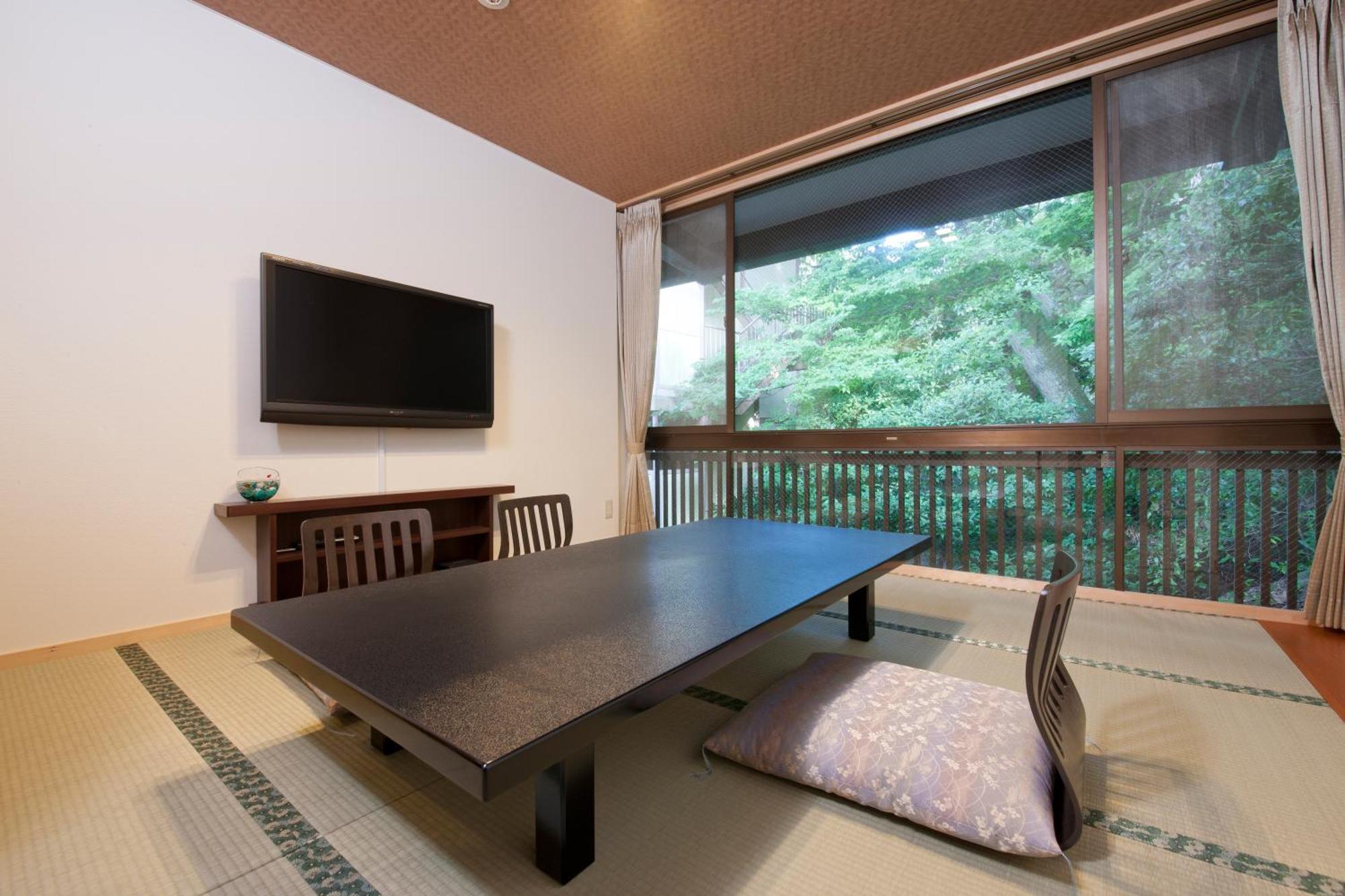 Kikunoya Hotel Hatsukaichi Exterior photo