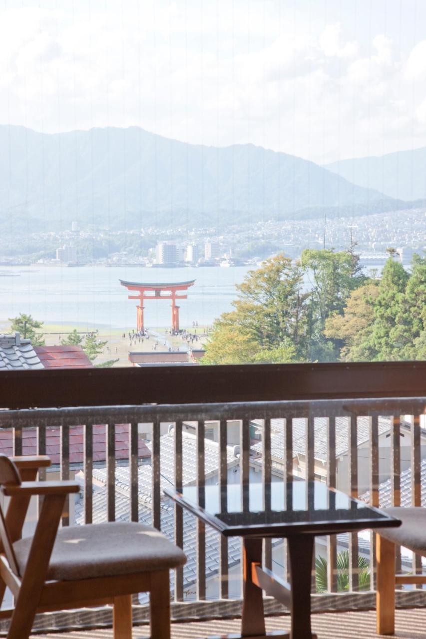 Kikunoya Hotel Hatsukaichi Exterior photo